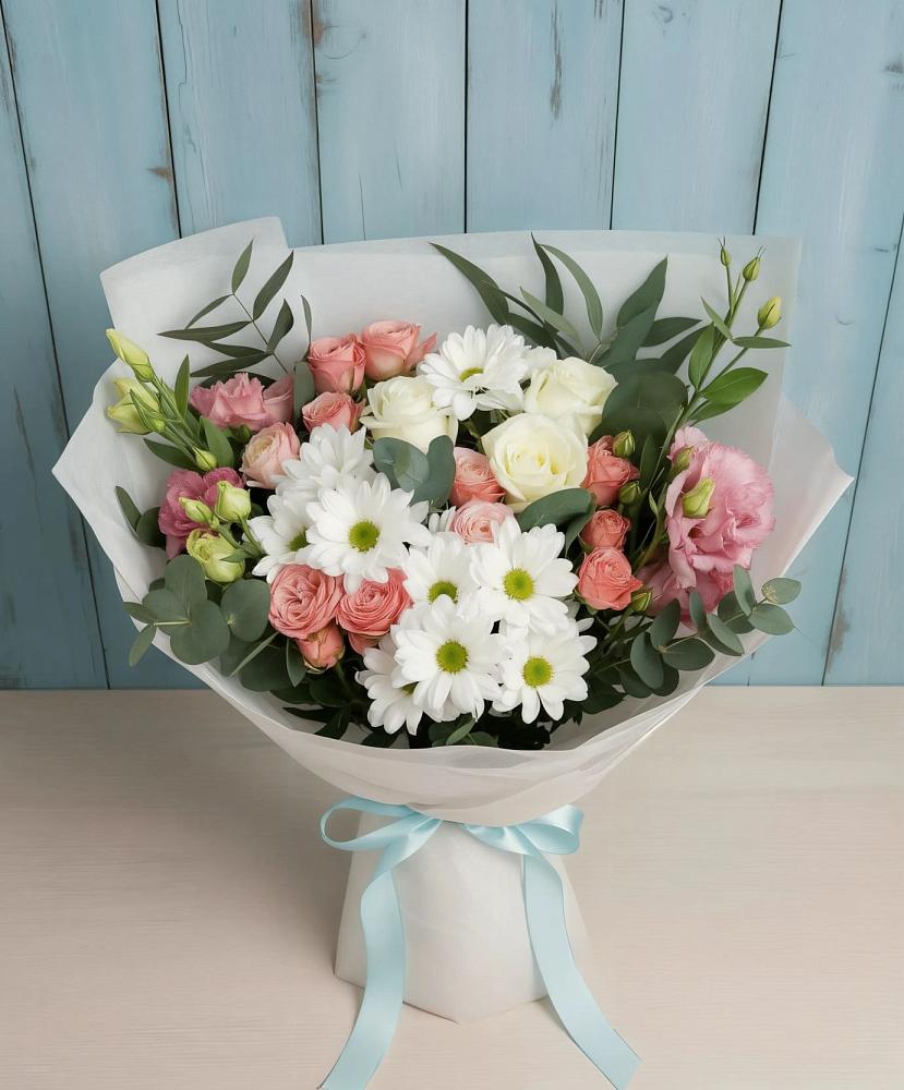 Букет цветов из: Розы, Лизиантусы и Хризантемы в Ахтанизовскую