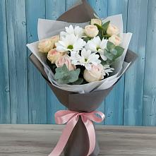 Букет цветов из:  Хризантемы и Розы #REPLACE_PRED# Ахтанизовскую