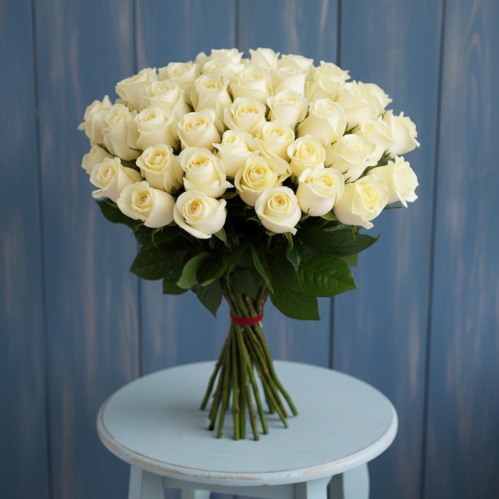 Букет 51 Белая роза Эдлесс Лав в Ахтанизовскую