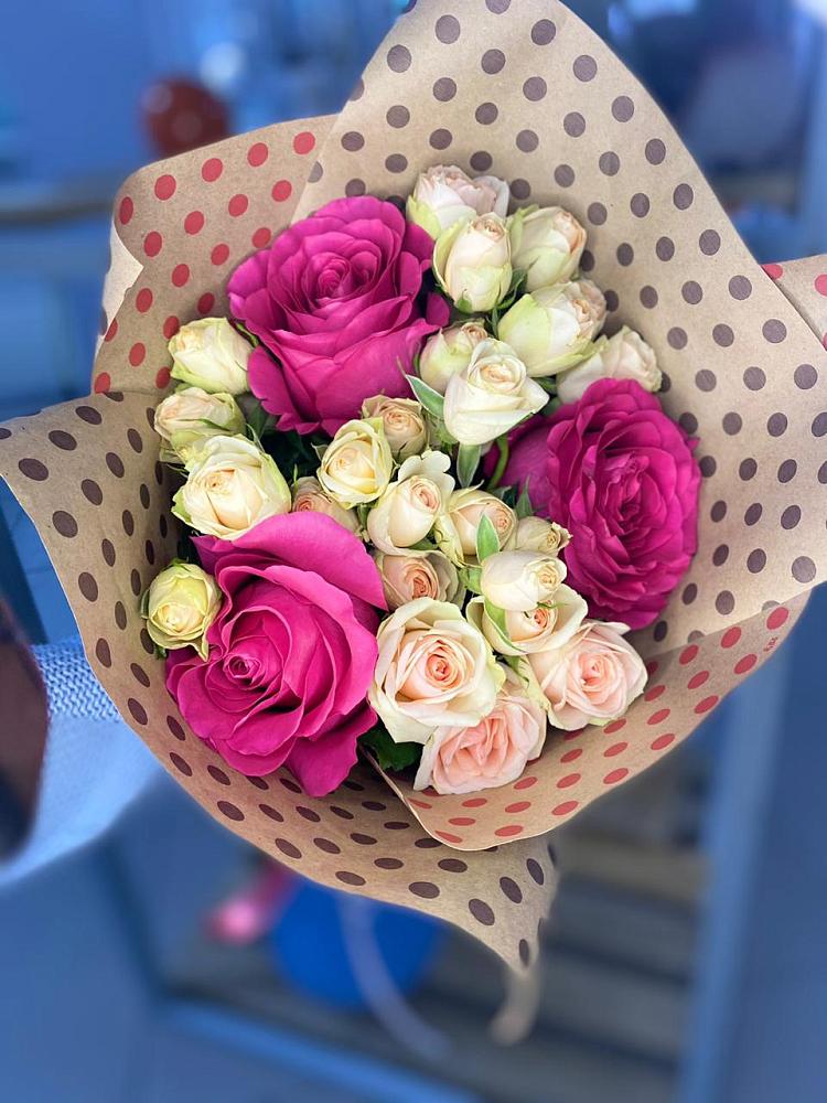 Букет цветов из: Розы в Ахтанизовскую