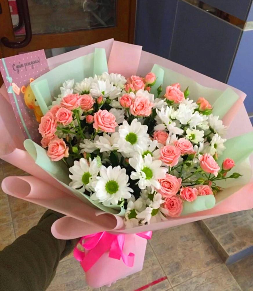 Букет цветов из: Розы и Хризантемы в Ахтанизовскую