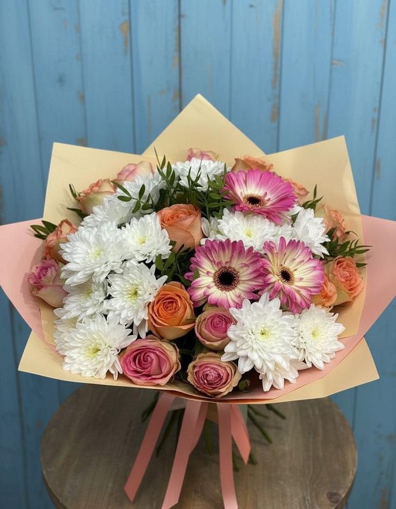 Букет цветов из: Розы, Герберы и Хризантемы в Ахтанизовскую