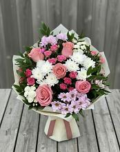 Букет цветов из:  Альстромерии, Гвоздики, Розы и Хризантемы в Ахтанизовскую
