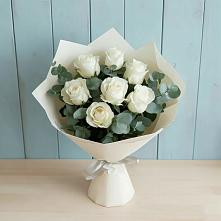 Букет Белые розы в Эвкалипте в Ахтанизовскую