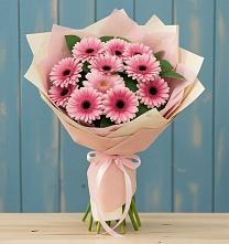 Букет пурпурно-розовый в Ахтанизовскую Букет цветов из:  Герберы в Ахтанизовскую